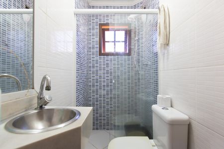 Casa à venda com 100m², 2 quartos e 2 vagas Casa à venda com 100m², 2 quartos e 2 vagasBanheiro 1