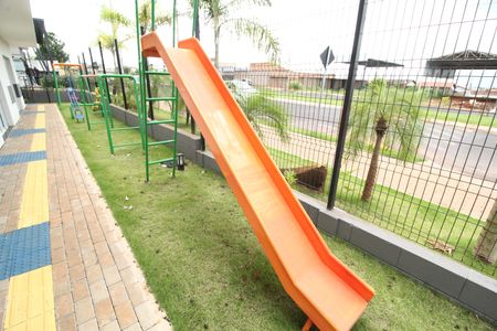 Apartamento para alugar com 80m², 2 quartos e 1 vagaÁrea comum - Playground