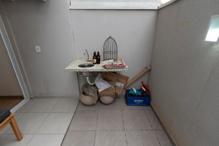 Apartamento para alugar com 60m², 2 quartos e 1 vagaÁrea de Serviço