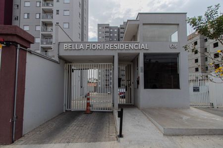 Apartamento para alugar com 60m², 2 quartos e 1 vagaFachada