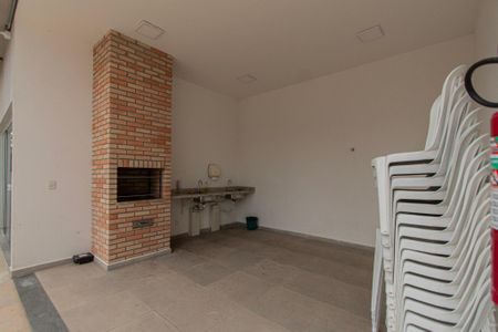 Apartamento para alugar com 60m², 2 quartos e 1 vagaÁrea comum - Churrasqueira