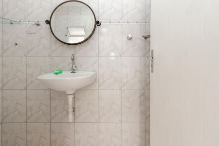 Casa à venda com 150m², 4 quartos e 3 vagasBanheiro de Serviço