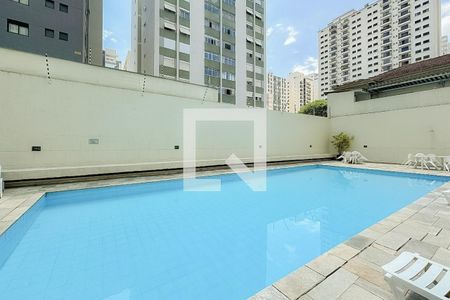 Apartamento para alugar com 128m², 3 quartos e 2 vagas Apartamento para alugar com 128m², 3 quartos e 2 vagasÁrea comum - Piscina