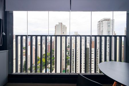 Varanda de apartamento para alugar com 0 quarto, 25m² em Brooklin, São Paulo