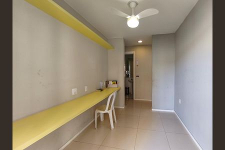 Apartamento à venda com 43m², 2 quartos e sem vagaÁrea comum