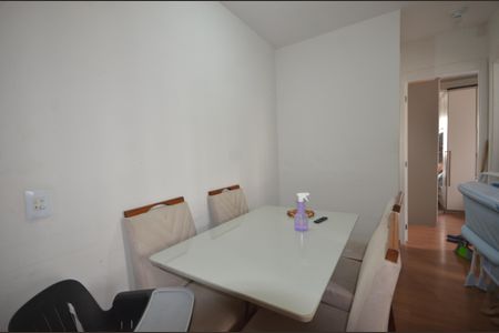 Sala de apartamento para alugar com 2 quartos, 55m² em Campinho, Rio de Janeiro