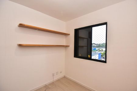 Apartamento à venda com 65m², 3 quartos e 2 vagasQuarto 2