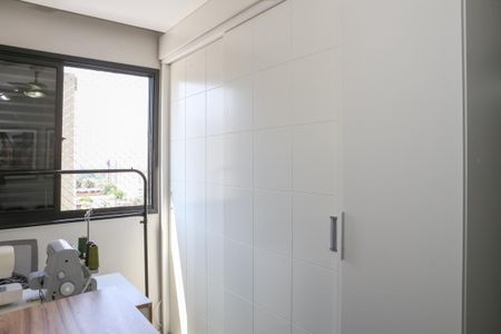 Apartamento à venda com 95m², 2 quartos e 1 vagaQuarto