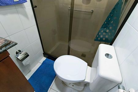 Casa de condomínio à venda com 154m², 3 quartos e 2 vagasBanheiro Social