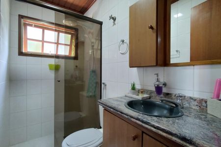 Casa de condomínio à venda com 154m², 3 quartos e 2 vagasBanheiro da Suíte 2