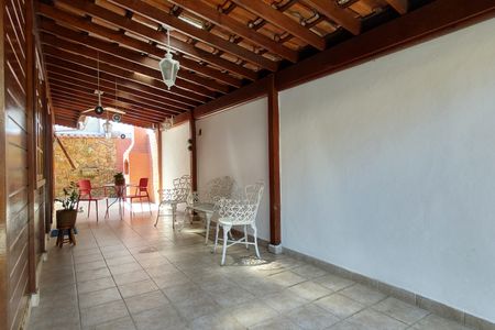 Casa de condomínio à venda com 154m², 3 quartos e 2 vagasGaragem