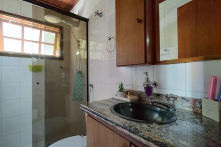 Casa de condomínio à venda com 154m², 3 quartos e 2 vagasBanheiro da Suíte 2