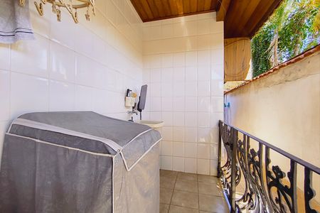 Casa de condomínio à venda com 154m², 3 quartos e 2 vagasÁrea de Serviço