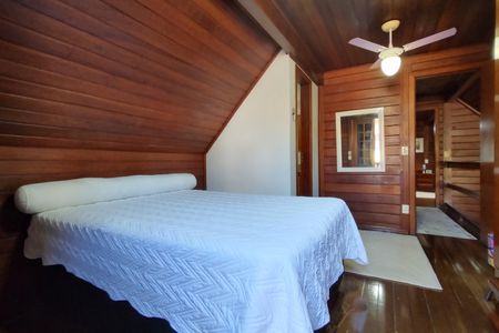 Casa de condomínio à venda com 154m², 3 quartos e 2 vagasQuarto 2 - Suíte