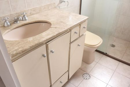 Apartamento para alugar com 123m², 3 quartos e 2 vagasBanheiro da Suíte 1