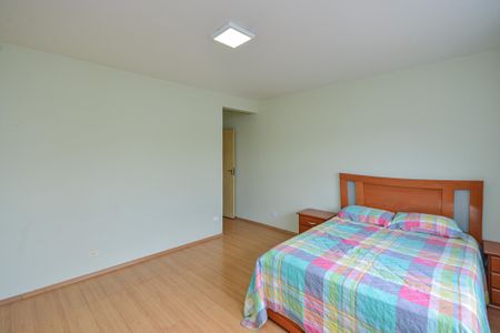 Suite de casa à venda com 3 quartos, 202m² em Campo Grande, São Paulo