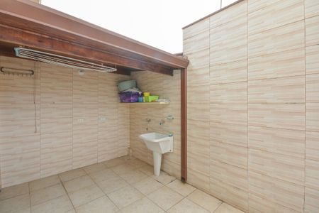 Casa à venda com 202m², 3 quartos e 6 vagasÁrea de Serviço