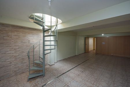 Casa à venda com 202m², 3 quartos e 6 vagasSalão