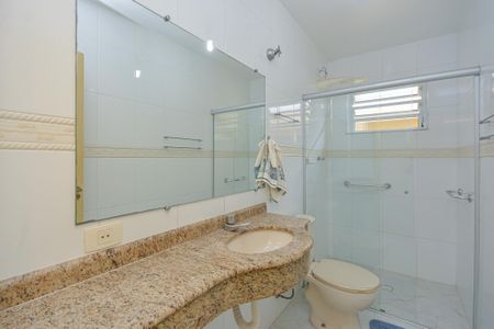 Casa à venda com 202m², 3 quartos e 6 vagasBanheiro