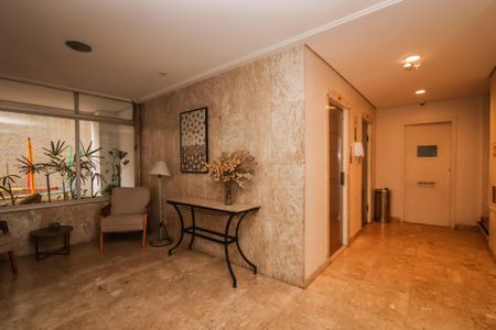 Apartamento à venda com 120m², 3 quartos e 1 vagaHall de Entrada