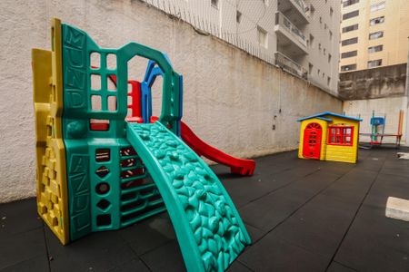 Apartamento à venda com 120m², 3 quartos e 1 vagaÁrea comum - Playground