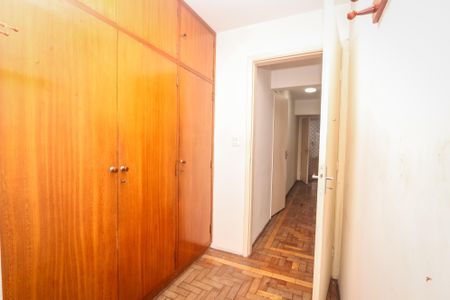 Apartamento à venda com 120m², 3 quartos e 1 vagaCloset da Suite