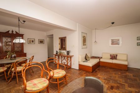 Apartamento à venda com 120m², 3 quartos e 1 vagaSala