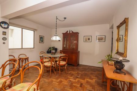 Apartamento à venda com 120m², 3 quartos e 1 vagaSala