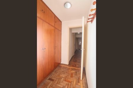 Apartamento à venda com 120m², 3 quartos e 1 vagaCloset da Suite