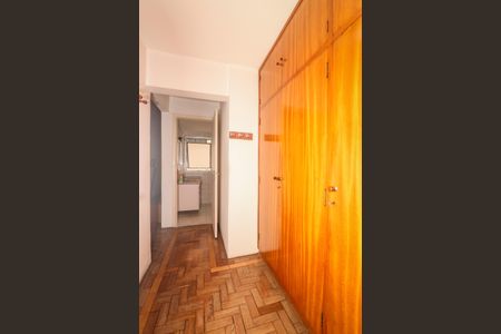 Apartamento à venda com 120m², 3 quartos e 1 vagaCloset da Suite