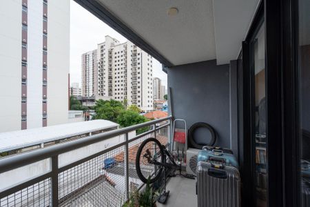 Apartamento à venda com 40m², 1 quarto e 1 vaga Apartamento à venda com 40m², 1 quarto e 1 vagaVaranda