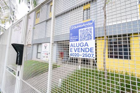 Apartamento à venda com 40m², 1 quarto e 1 vaga Apartamento à venda com 40m², 1 quarto e 1 vagaPlaquinha Instalada aluga e vende Cod: COXT-208