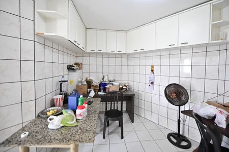 Cozinha de apartamento para alugar com 3 quartos, 105m² em Jardim Luz, Goiânia