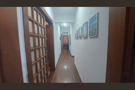 Apartamento à venda com 230m², 4 quartos e 2 vagas