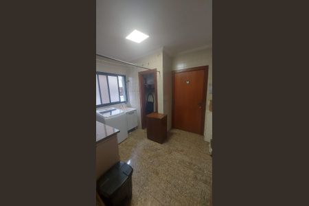 Apartamento à venda com 4 quartos, 230m² em Santo Antônio, São Caetano do Sul