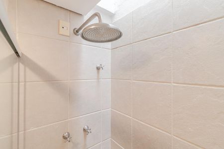 Apartamento à venda com 211m², 2 quartos e 2 vagasBanheiro da Suíte 2