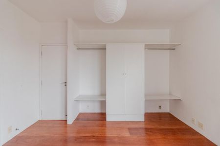 Apartamento à venda com 211m², 2 quartos e 2 vagasSuíte 1