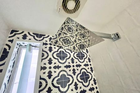 Apartamento à venda com 92m², 3 quartos e 2 vagas Apartamento à venda com 92m², 3 quartos e 2 vagasBanheiro Corredor