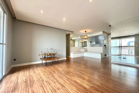 Apartamento à venda com 92m², 3 quartos e 2 vagas Apartamento à venda com 92m², 3 quartos e 2 vagasSala