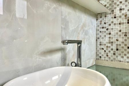 Apartamento à venda com 92m², 3 quartos e 2 vagas Apartamento à venda com 92m², 3 quartos e 2 vagasBanheiro da Suíte