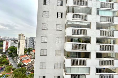 Apartamento à venda com 92m², 3 quartos e 2 vagas Apartamento à venda com 92m², 3 quartos e 2 vagasVista do Quarto 2