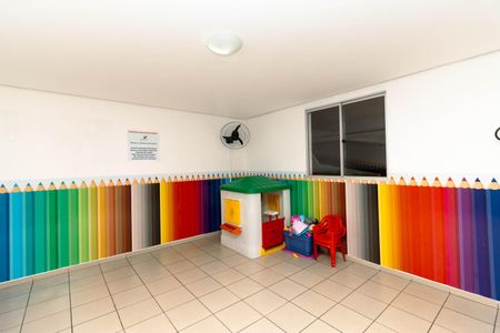 Apartamento à venda com 43m², 2 quartos e sem vagaÁrea comum - Brinquedoteca