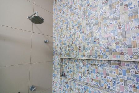 Casa para alugar com 256m², 4 quartos e 4 vagas Casa para alugar com 256m², 4 quartos e 4 vagasBanheiro da Suíte 2