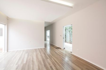 Casa para alugar com 256m², 4 quartos e 4 vagas Casa para alugar com 256m², 4 quartos e 4 vagasSala 1