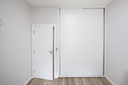 Casa para alugar com 256m², 4 quartos e 4 vagas Casa para alugar com 256m², 4 quartos e 4 vagasSuíte 2