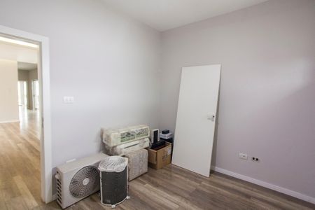 Casa para alugar com 256m², 4 quartos e 4 vagas Casa para alugar com 256m², 4 quartos e 4 vagasQuarto 2