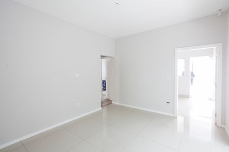 Casa para alugar com 256m², 4 quartos e 4 vagas Casa para alugar com 256m², 4 quartos e 4 vagasSala 2