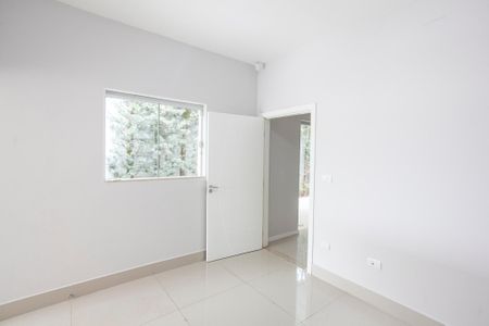 Casa para alugar com 256m², 4 quartos e 4 vagas Casa para alugar com 256m², 4 quartos e 4 vagasCozinha