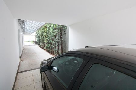 Casa para alugar com 256m², 4 quartos e 4 vagas Casa para alugar com 256m², 4 quartos e 4 vagasGaragem