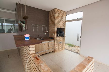 Casa para alugar com 256m², 4 quartos e 4 vagas Casa para alugar com 256m², 4 quartos e 4 vagasChurrasqueira